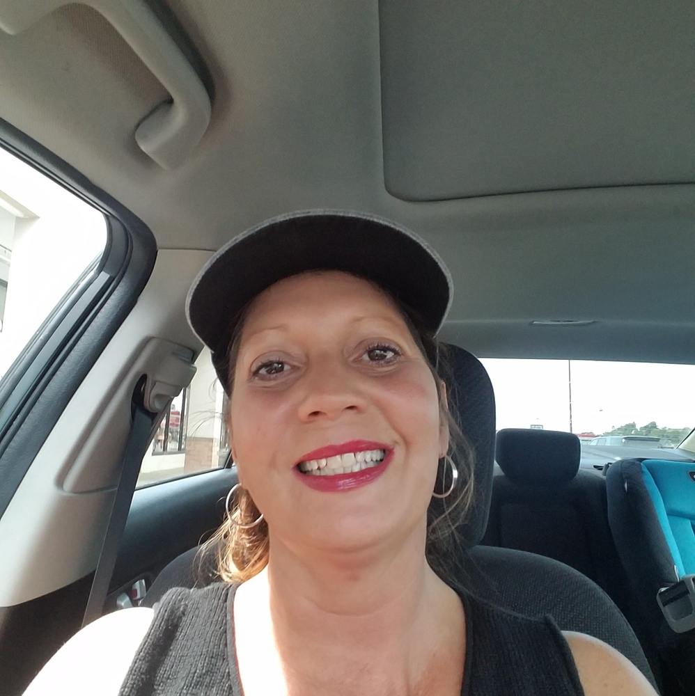 Meet your Posher, Angie